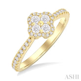 1/2 Ctw Clover Round Cut Diamond Fashion Ring in 14K Yellow Gold