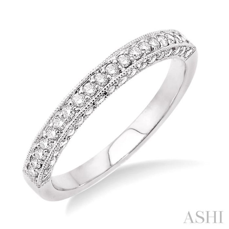 1/2 Ctw Round Cut Diamond Wedding Band in 14K White Gold 1/2 Ctw Round Cut Diamond Wedding Band in 14K White Gold