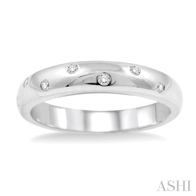 1/20 Ctw Single Cut Diamond Wedding band in Sterling Silver 1/20 Ctw Single Cut Diamond Wedding band in Sterling Silver