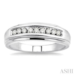 1/6 Ctw Round Diamond Men's Ring in 14K White Gold 1/6 Ctw Round Diamond Men's Ring in 14K White Gold