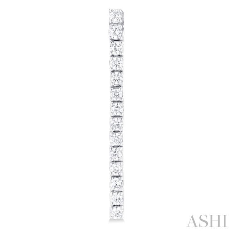 1/2 Ctw Single Line Drop Round Cut Diamond Tennis Earring in 14K White Gold 1/2 Ctw Single Line Drop Round Cut Diamond Tennis Earring in 14K White Gold