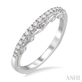 1/4 Ctw Round Cut Diamond Wedding Band in 14K White Gold