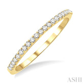 1/5 Ctw Round Cut Diamond Wedding Band in 14K Yellow Gold