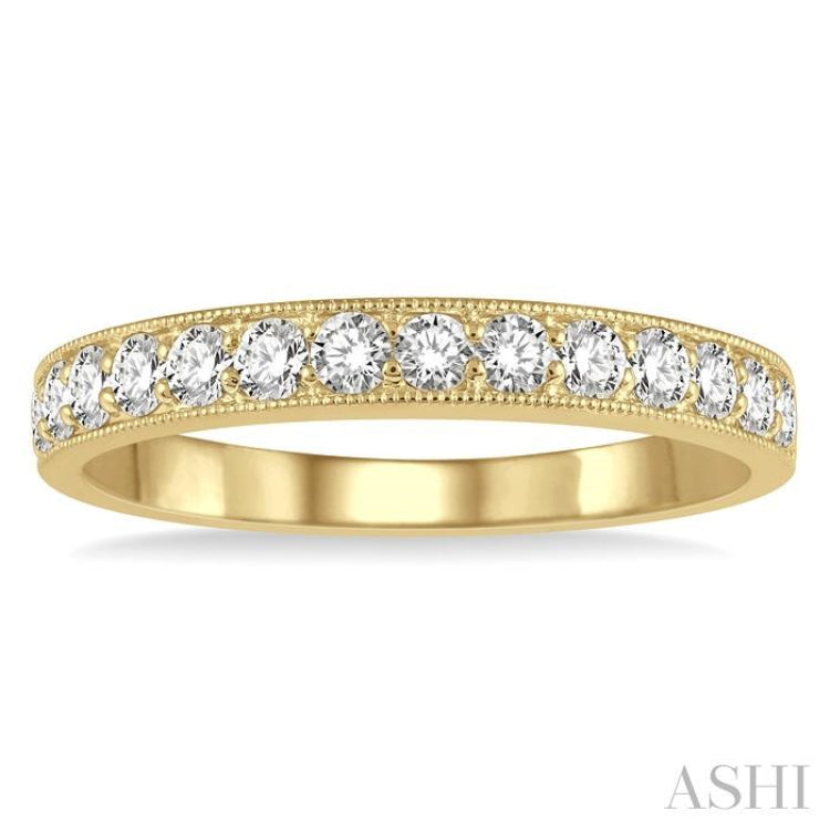 1/2 Ctw Round Cut Diamond Wedding Band in 14K Yellow Gold 1/2 Ctw Round Cut Diamond Wedding Band in 14K Yellow Gold