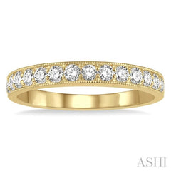 1/2 Ctw Round Cut Diamond Wedding Band in 14K Yellow Gold 1/2 Ctw Round Cut Diamond Wedding Band in 14K Yellow Gold