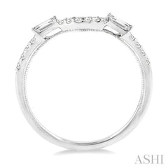 1/4 Ctw Round and Baguette Diamond Wedding Band in 14K White Gold 1/4 Ctw Round and Baguette Diamond Wedding Band in 14K White Gold