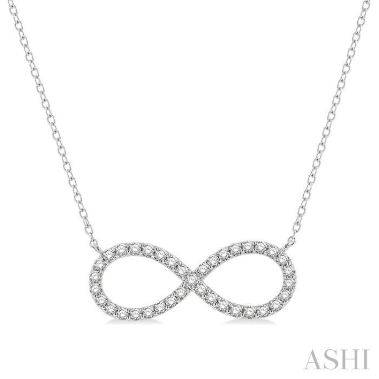1/2 Ctw Round Cut Diamond Infinity Pendant With Chain in 14K White Gold 1/2 Ctw Round Cut Diamond Infinity Pendant With Chain in 14K White Gold