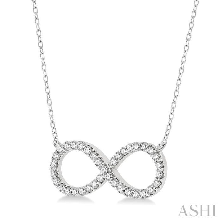 1/2 Ctw Round Cut Diamond Infinity Pendant With Chain in 14K White Gold 1/2 Ctw Round Cut Diamond Infinity Pendant With Chain in 14K White Gold