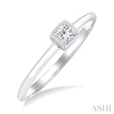 1/6 Ctw Petite Bezel Set Round Cut Diamond Fashion Ring in 10K White Gold