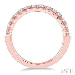 1/2 Ctw Round Cut Diamond Wedding Band in 14K Rose Gold 1/2 Ctw Round Cut Diamond Wedding Band in 14K Rose Gold