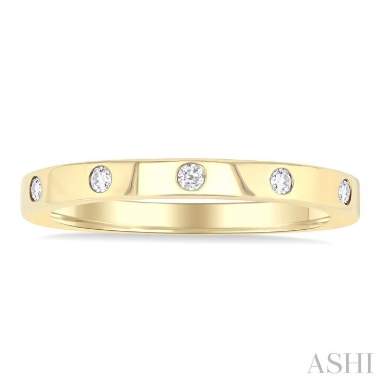 1/10 Ctw Flush Bezel Set Diamond Fashion Band in 10K Yellow Gold