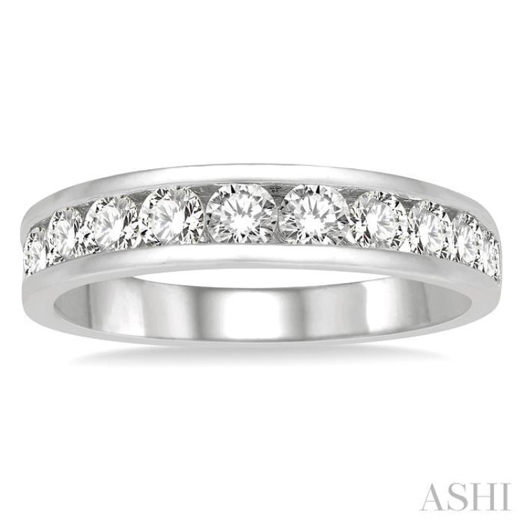 1 Ctw Channel Set 11 Stone Round Cut Diamond Wedding Band in Platinum