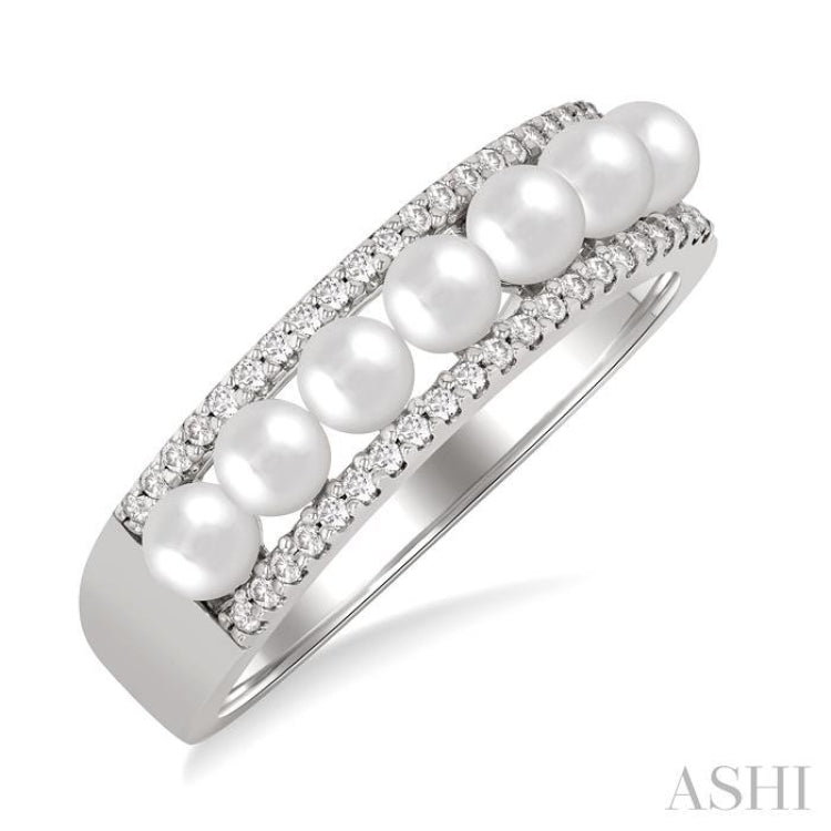 3 MM Cultured Pearl and 1/5 Ctw Round Cut Diamond Fashion Band in 14K White Gold
