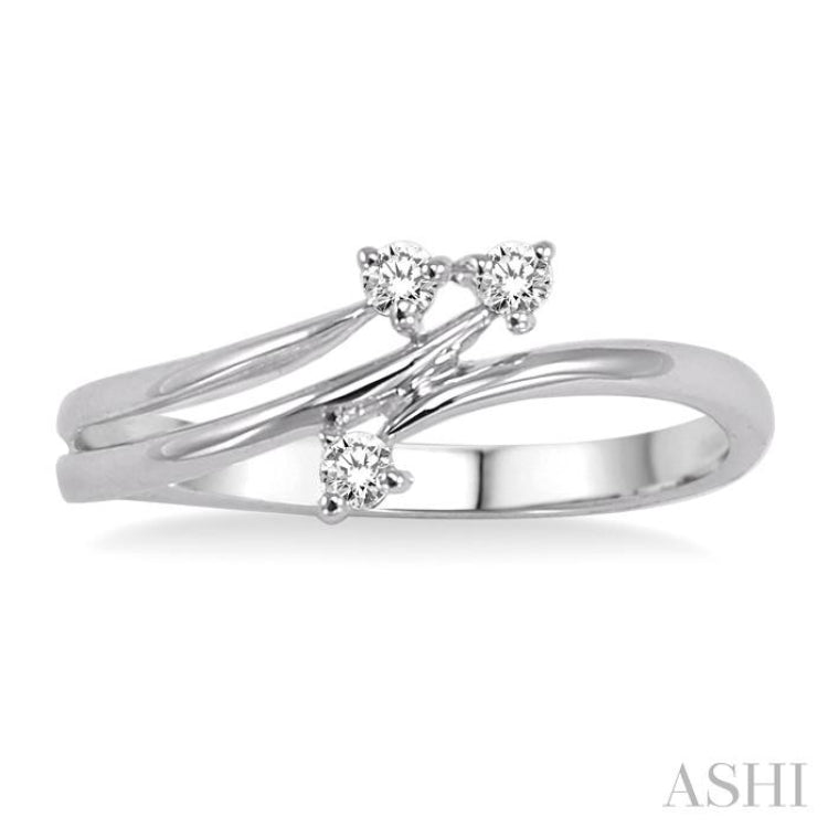 1/10 Ctw Round Cut Diamond Ring in 10K White Gold