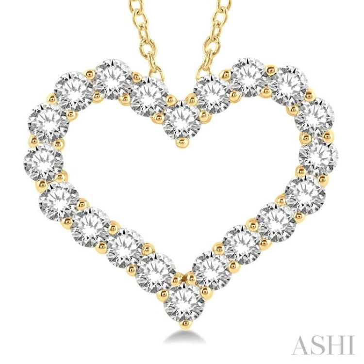 3.00 Ctw Heart Shape Round Cut Diamond Pendant With Chain in 14K Yellow Gold
