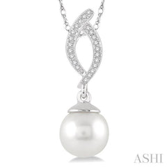 7x7 MM Round Cut Cultured Pearl and 1/20 Ctw Round Cut Diamond Pendant in 14K White Gold with Chain