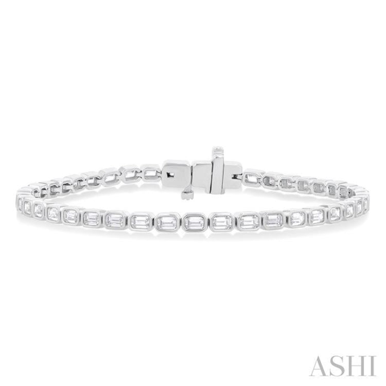 4 1/3 Ctw East-West Bezel Set Emerald Cut Diamond Tennis Bracelet in 14K White Gold