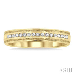 1/4 Ctw Parallel Milgrain & Niched Center Round Cut Diamond Men's Wedding Band in 14K Yellow Gold