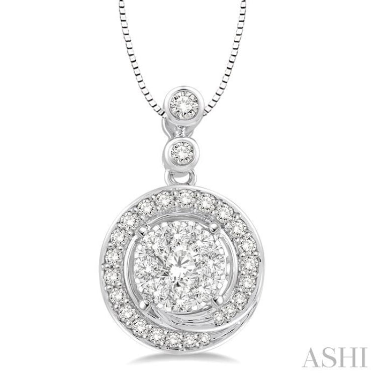 1/2 Ctw Diamond Lovebright Pendant in 14K White Gold with Chain
