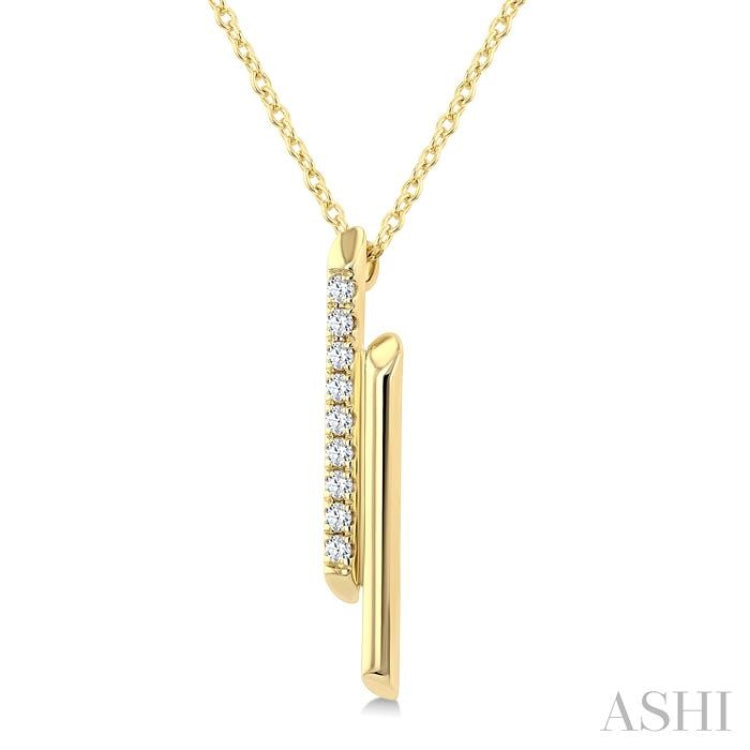 1/6 Ctw Cylindrical Bars Round Cut Diamond Fashion Pendant With Chain in 14K Yellow Gold