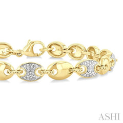 1/10 Ctw Bold Mariner Link Round Cut Diamond Fashion Bracelet in Yellow Gold Vermeil