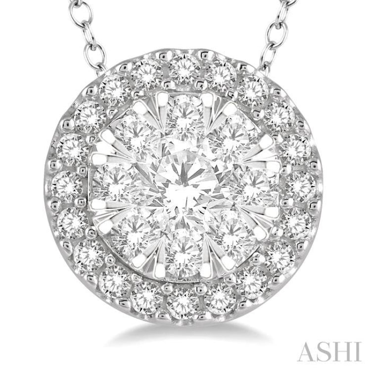 1/3 Ctw Lovebright Round Cut Diamond Pendant With Chain in 14K White Gold