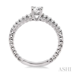 Round Shape Semi-Mount Diamond Engagement Ring