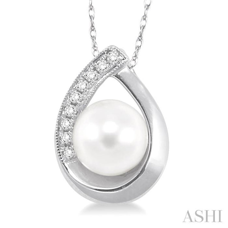 6.5 MM Round Shape Cultured Pearl and 1/20 Ctw Round Cut Diamond Pendant in 10K White Gold with Chain