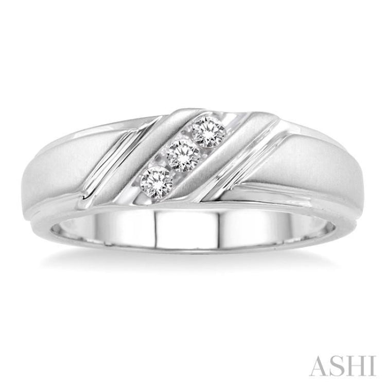 1/8 Ctw Round Cut Diamond Men's Band in 14K White Gold