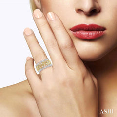 1/2 Ctw Round Cut Diamond Fashion Band in 14K White and Yellow Gold