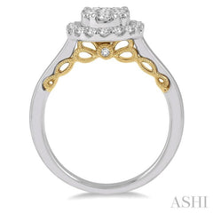 Oval Shape Halo Lovebright Essential Diamond Ring