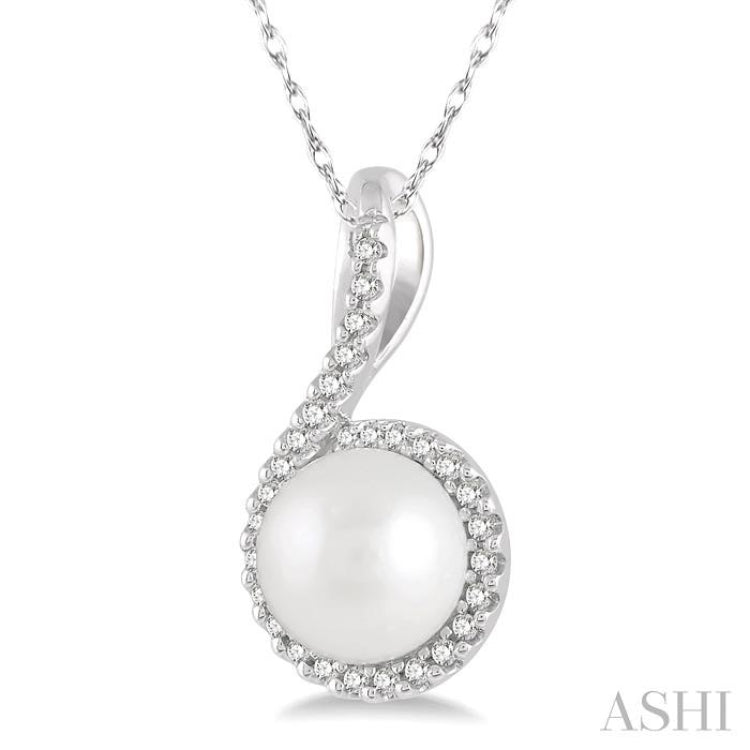 7x7 MM Round Shape Center Cultured Pearl and 1/10 Ctw Round Cut Diamond Pendant With Chain in 10K White Gold