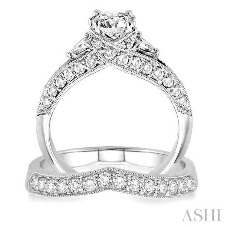 Round Shape Diamond Wedding Set