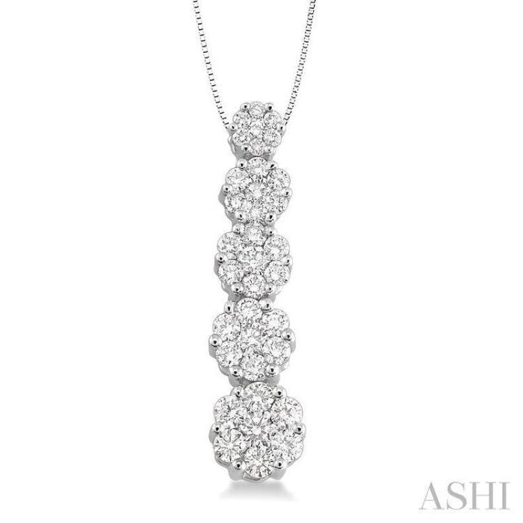 Round Shape Journey Cluster Diamond Pendant