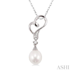 Heart Shape Pearl & Diamond Fashion Pendant