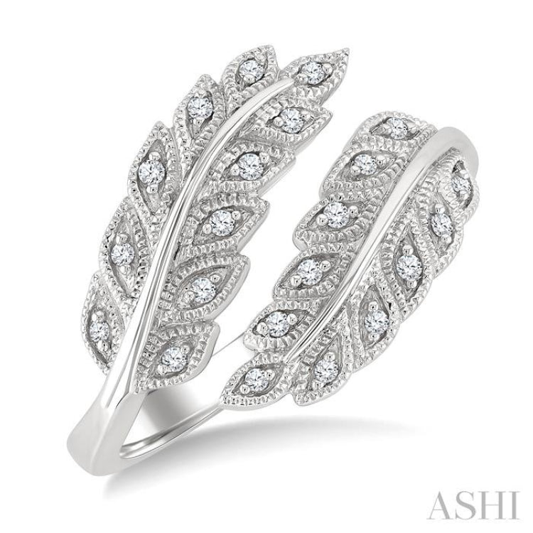 1/10 Ctw Round Cut Diamond Leaf Ring in Sterling Silver