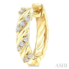 1/10 Ctw Half Twirl Round Cut Diamond Huggie Petite Earrings in 10K Yellow Gold