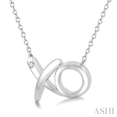 1/50 Ctw 'XO' Hugs and Kisses Round Cut Diamond Fashion Pendant With Chain in Sterling Silver