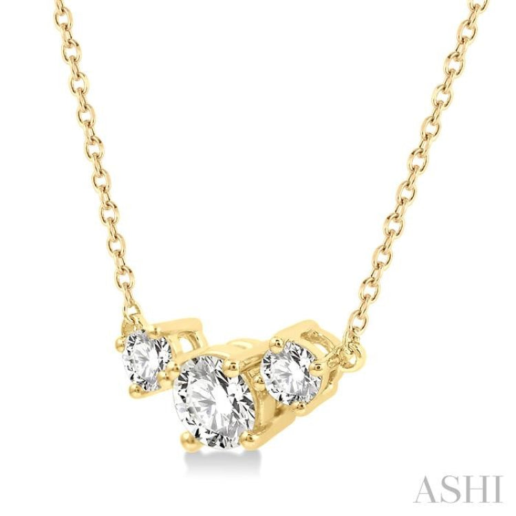 Round Shape Past Present & Future Diamond Necklace