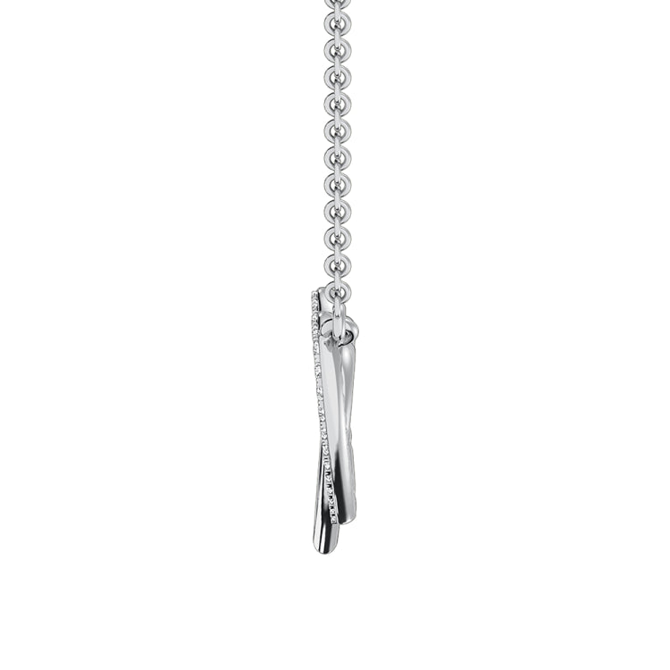 10K White Gold 1/10 Ct.Tw. Diamond Interlinked Heart Necklace