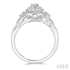 Oval Shape Semi-Mount Halo Diamond Engagement Ring