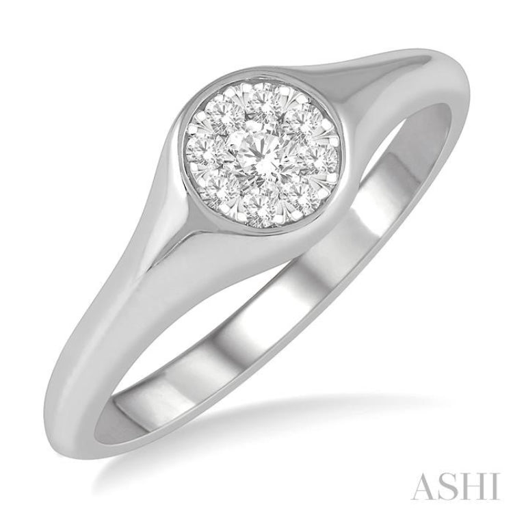 Lovebright Essential Diamond Signet Ring