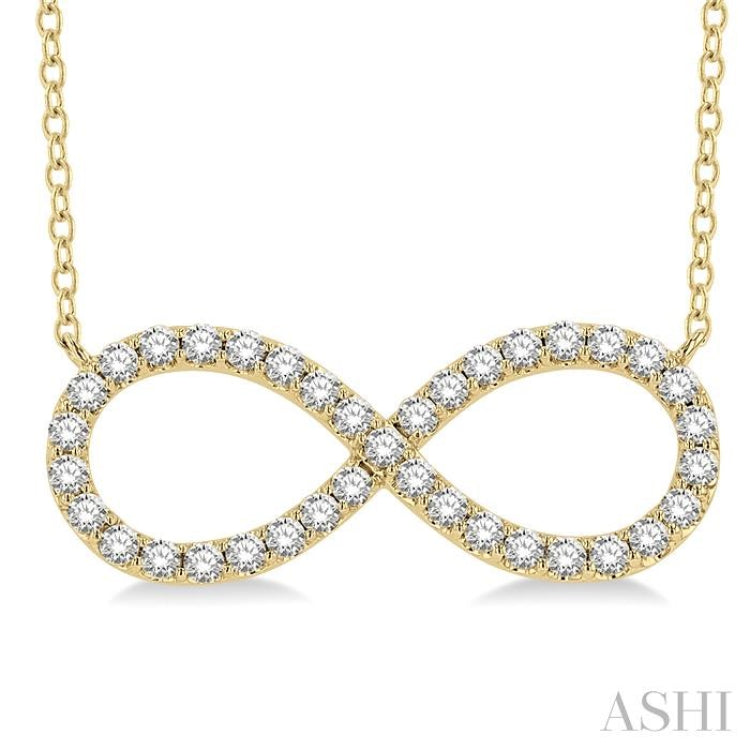 3/4 Ctw Round Cut Diamond Infinity Pendant With Chain in 14K Yellow Gold
