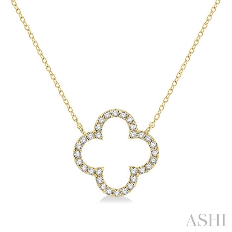 1/4 Ctw Clover Round Cut Diamond Pendant With Chain in 14K Yellow Gold