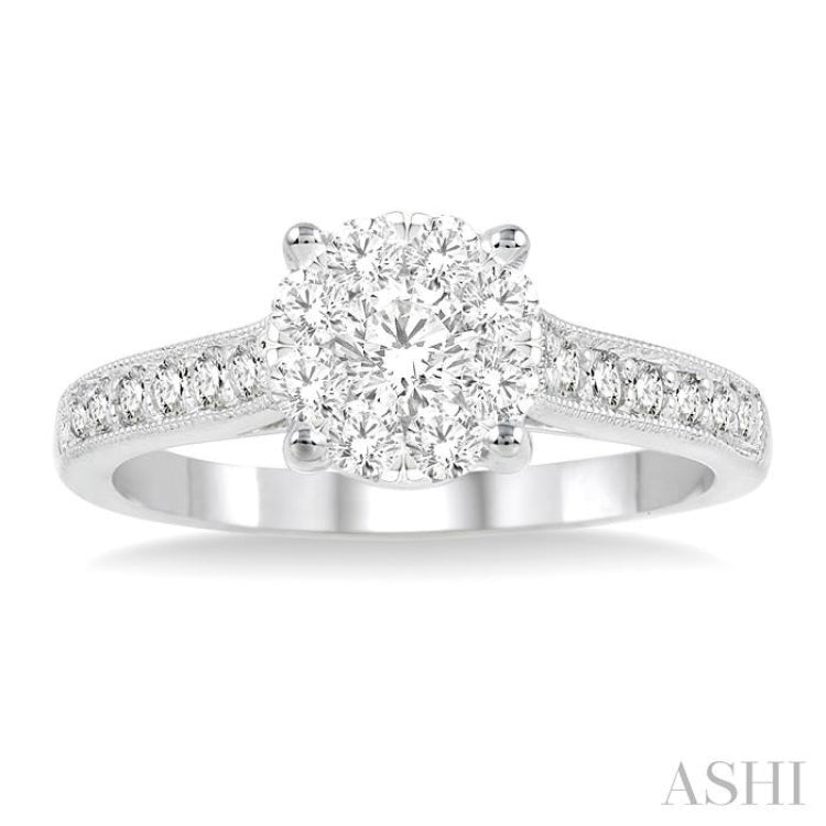 Lovebright Essential Diamond Engagement Ring