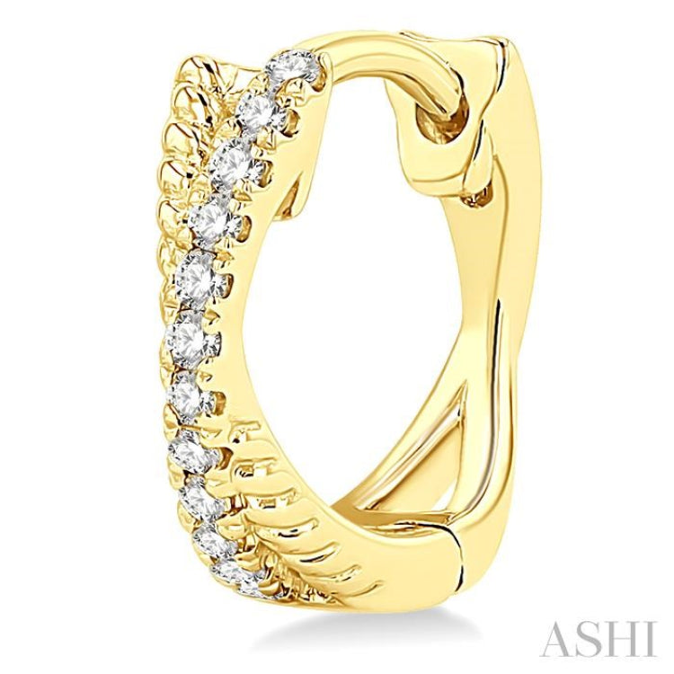 1/6 Ctw Petite Criss Cross Rope and Round Cut Diamond Fashion Huggies in 10K Yellow Gold