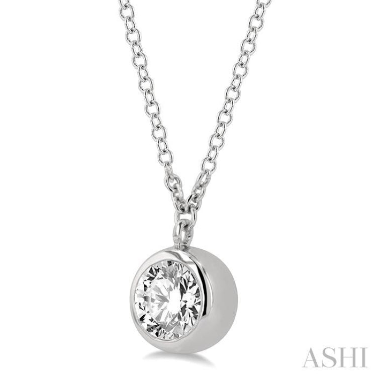 Round Shape Bezel Set Diamond Necklace