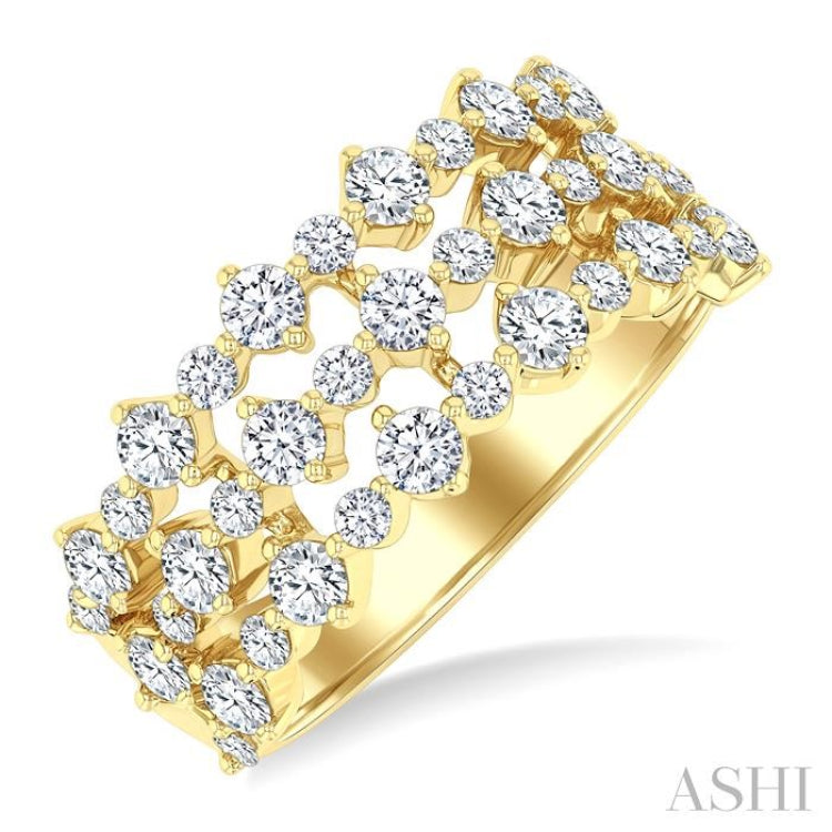 1 1/2 Ctw Triple Row Round Cut Diamond Fashion Band in 14K Yellow Gold