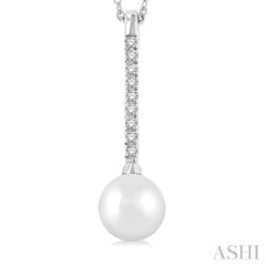 Pearl & Petite Diamond Fashion Pendant