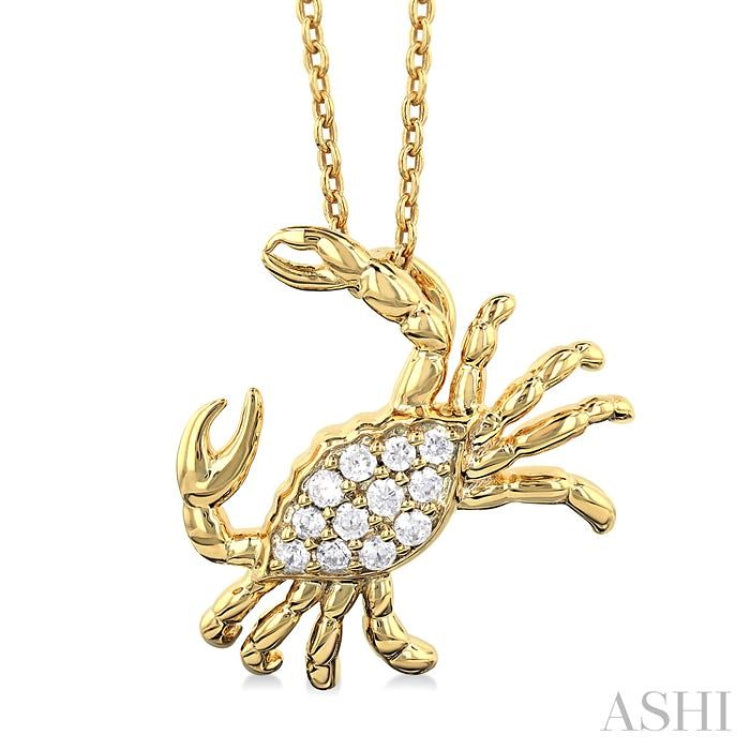 Crab Petite Diamond Fashion Pendant